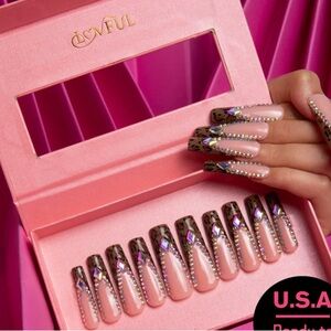 New! Lovful Press On Nails Cocktail Party (H225)